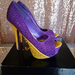 Size 10 Yellow & Purple Heels Never Worn